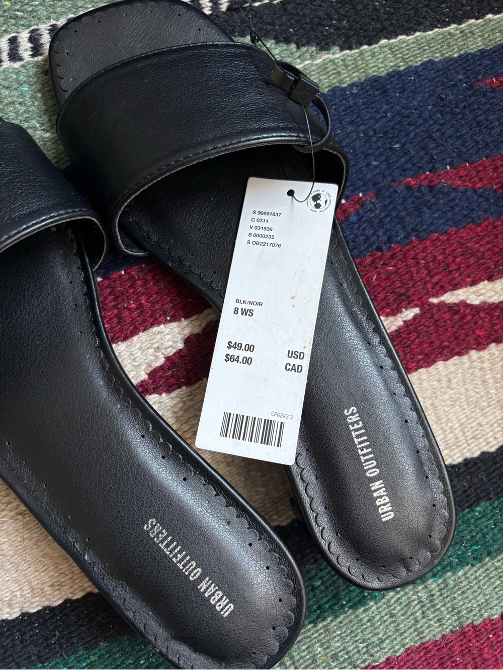 Black Chic (P)Leather Sandals - Picture 4 of 4